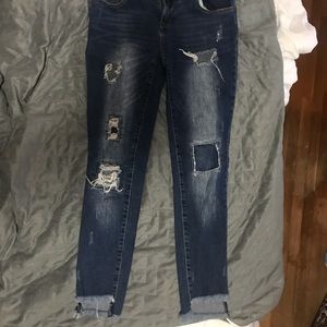 5 FOR 25 BUNDLE DEAL ⭐️ Cute Distressed Jeans ⭐️